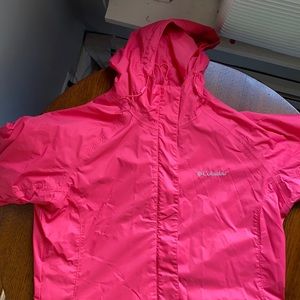 Like New Pink Columbia Rain Shell/Jacket w/ Hood Size Large